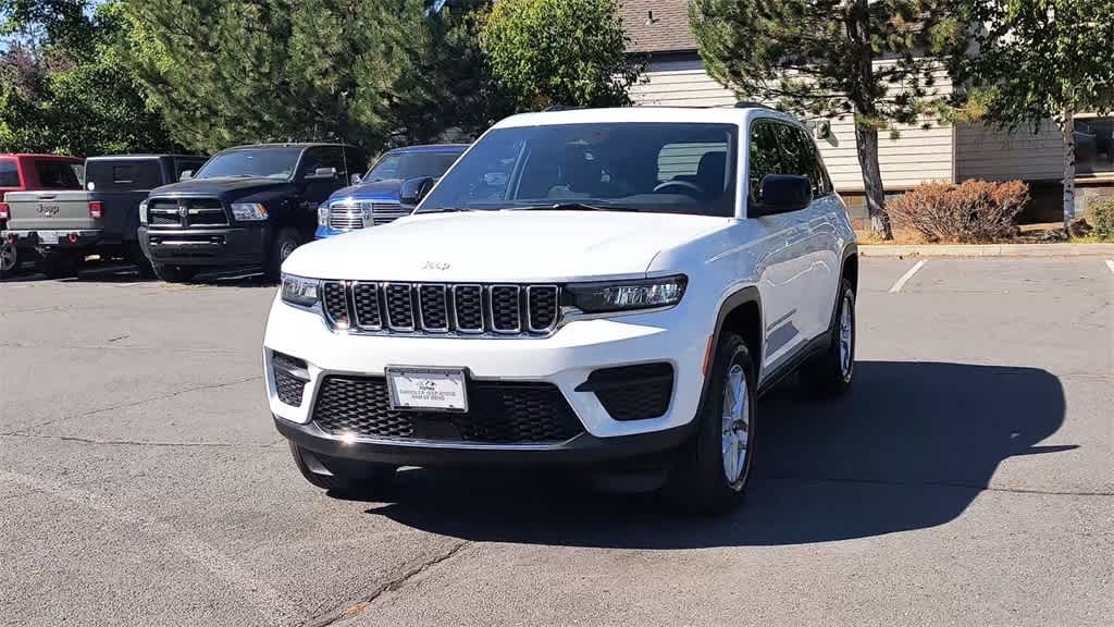 Thumbnail: 2025 Jeep Grand Cherokee - 4