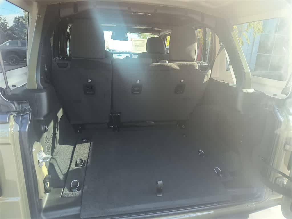 Thumbnail: 2026 Jeep Wrangler - 22