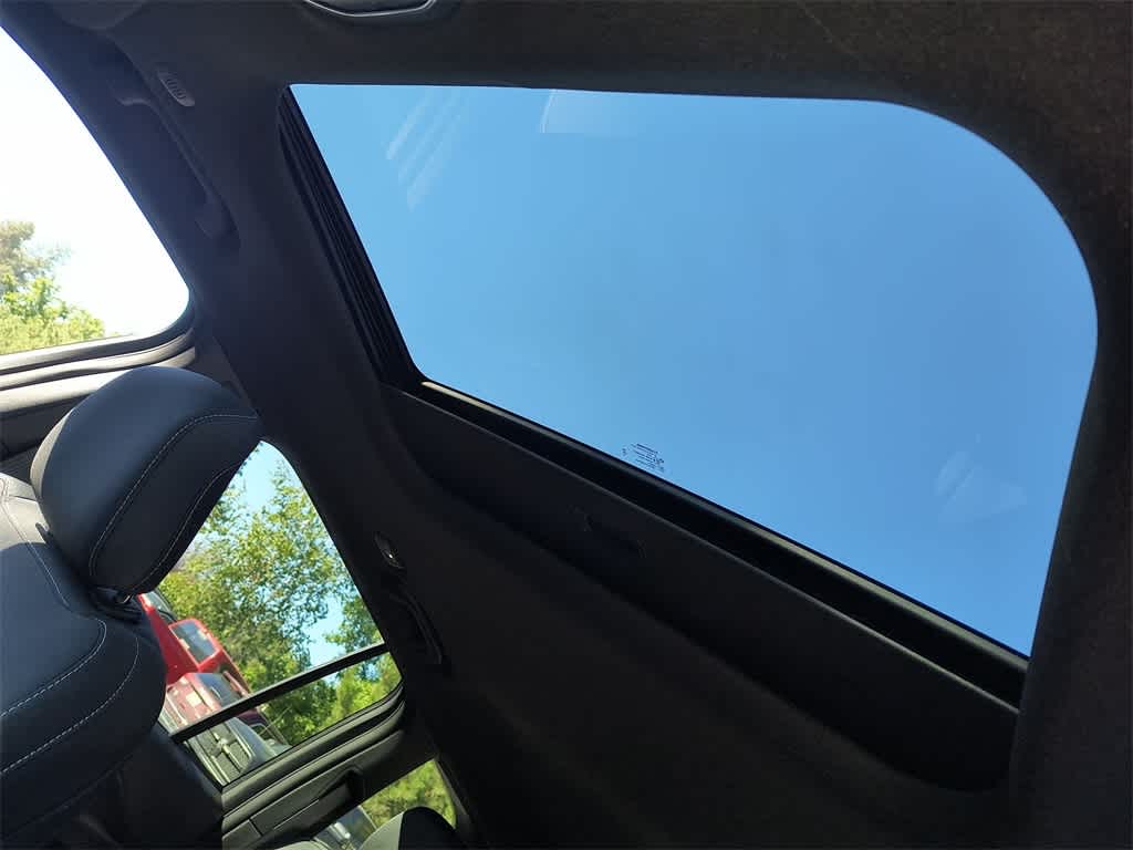 Thumbnail: 2025 Jeep Grand Cherokee - 21