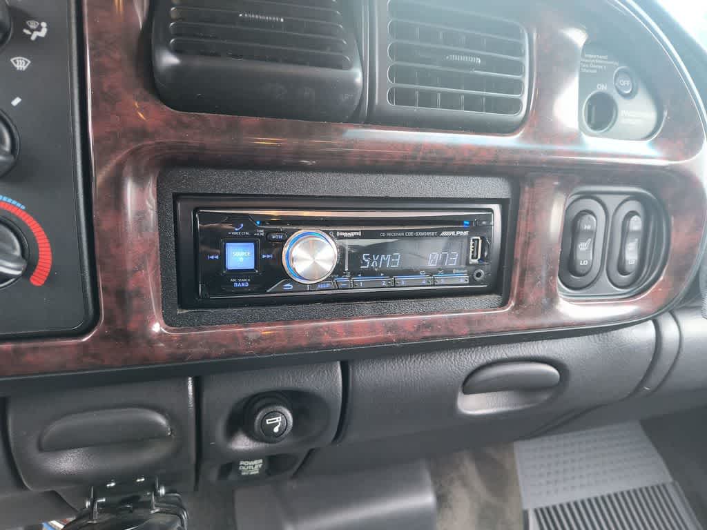 Thumbnail: 2002 Dodge Ram 2500 - 16