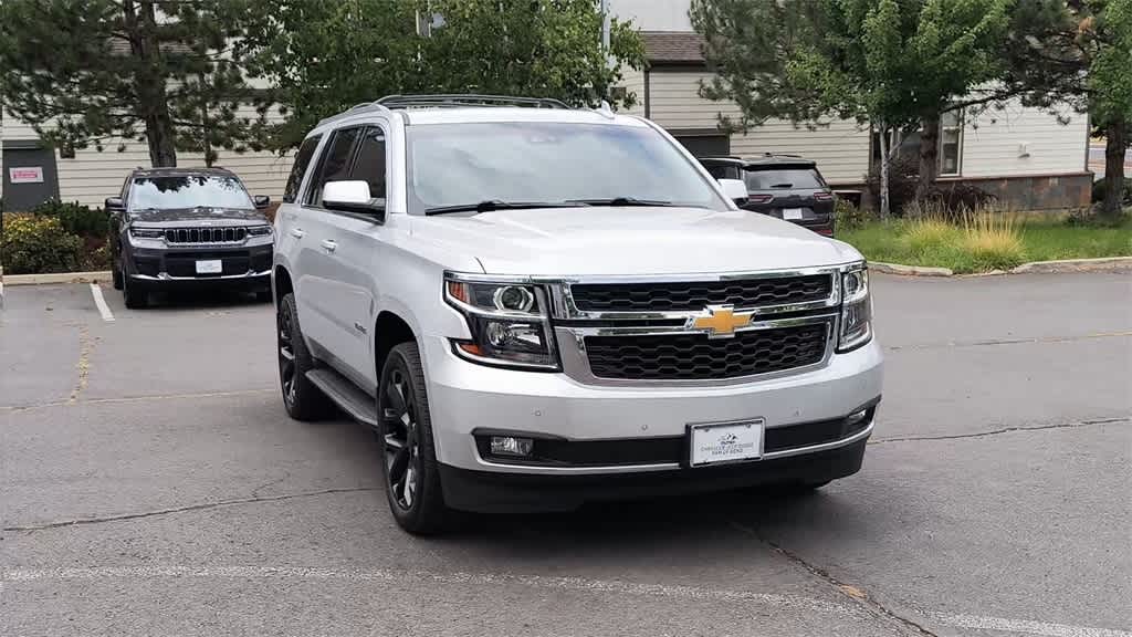 Thumbnail: 2020 Chevrolet Tahoe - 3