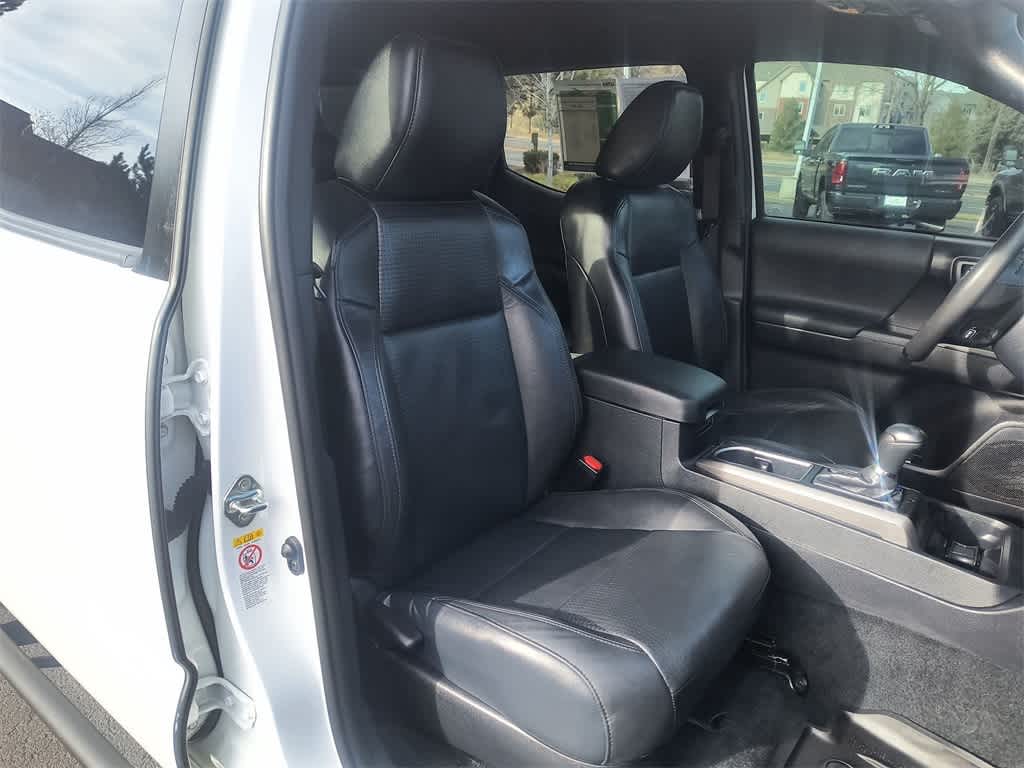 Thumbnail: 2020 Toyota Tacoma - 25