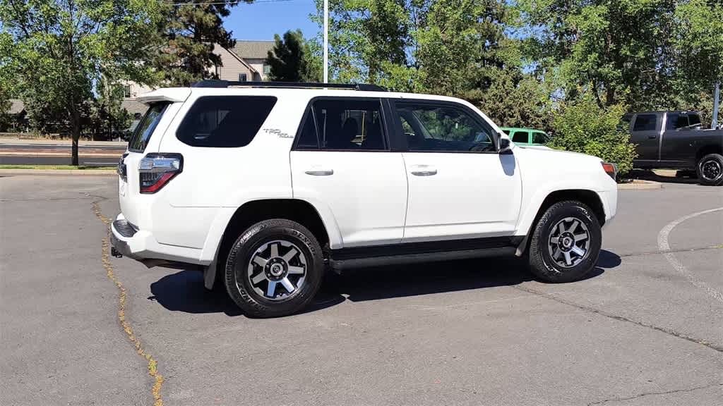 Thumbnail: 2024 Toyota 4Runner - 9