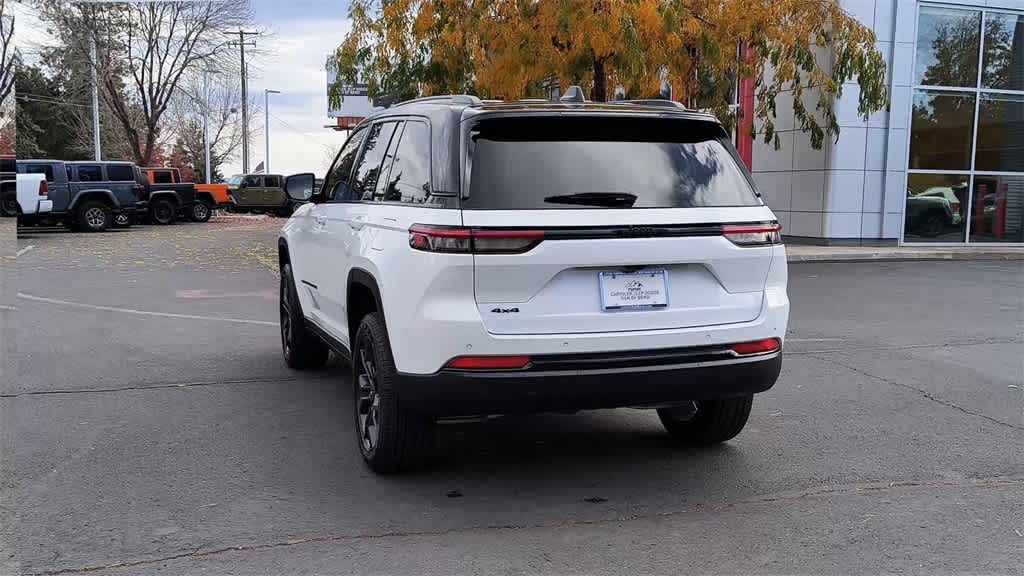 Thumbnail: 2025 Jeep Grand Cherokee - 7