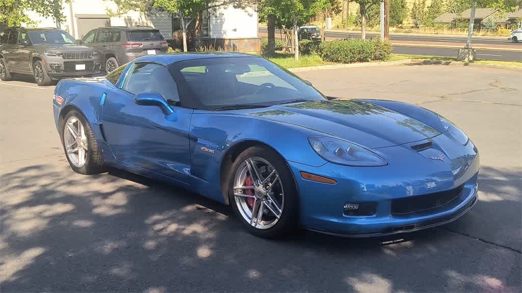 Thumbnail: 2008 Chevrolet Corvette - 3