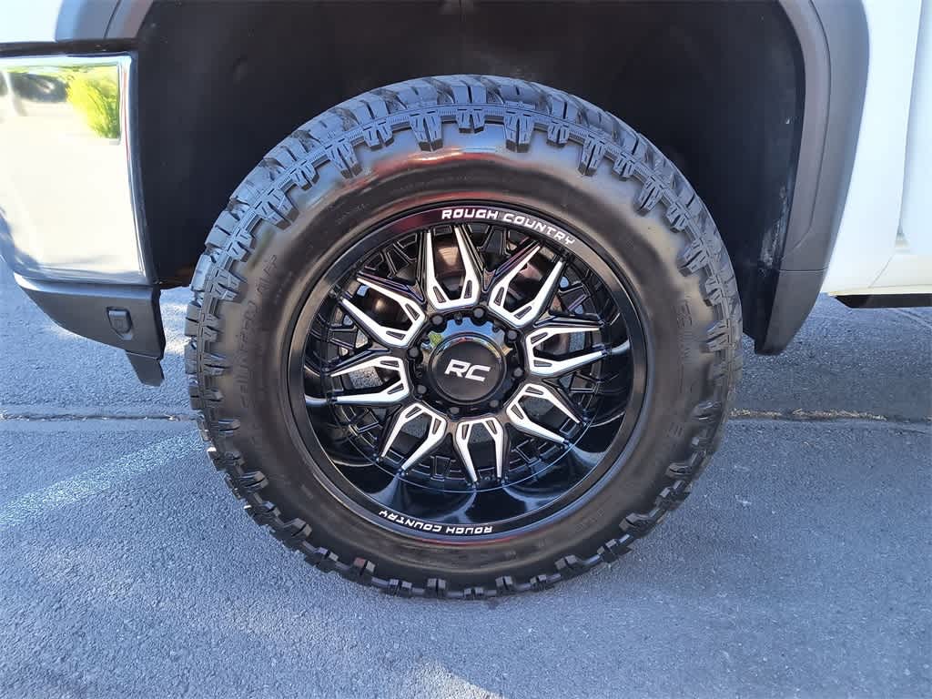 Thumbnail: 2023 GMC Sierra 3500 - 10