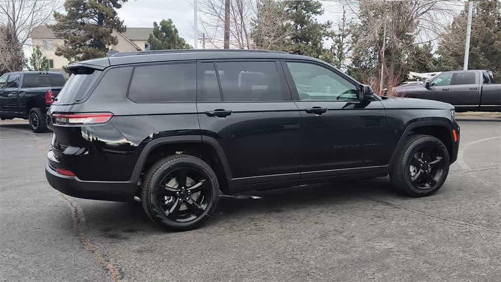 Thumbnail: 2025 Jeep Grand Cherokee L - 9