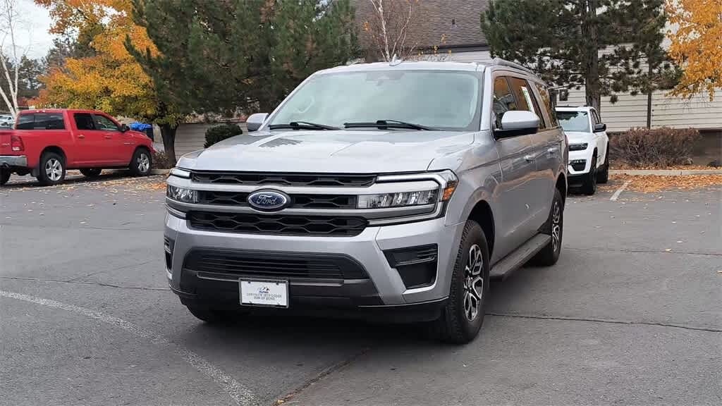 Used 2024 Ford Expedition XLT SUV