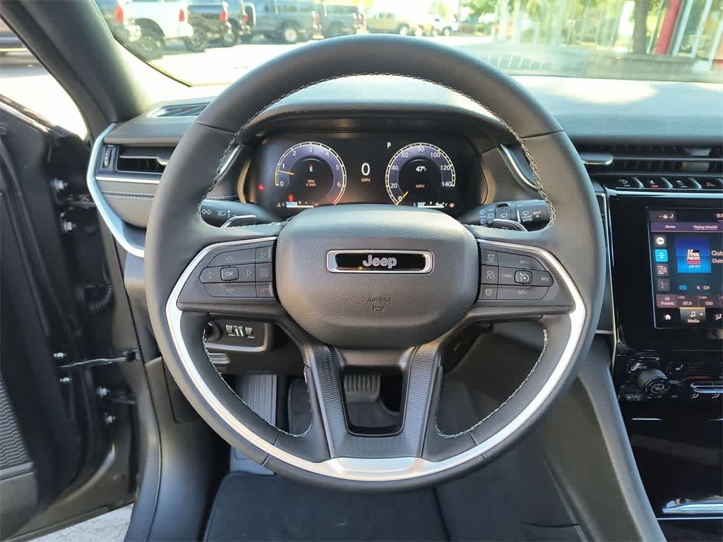 Thumbnail: 2025 Jeep Grand Cherokee - 14