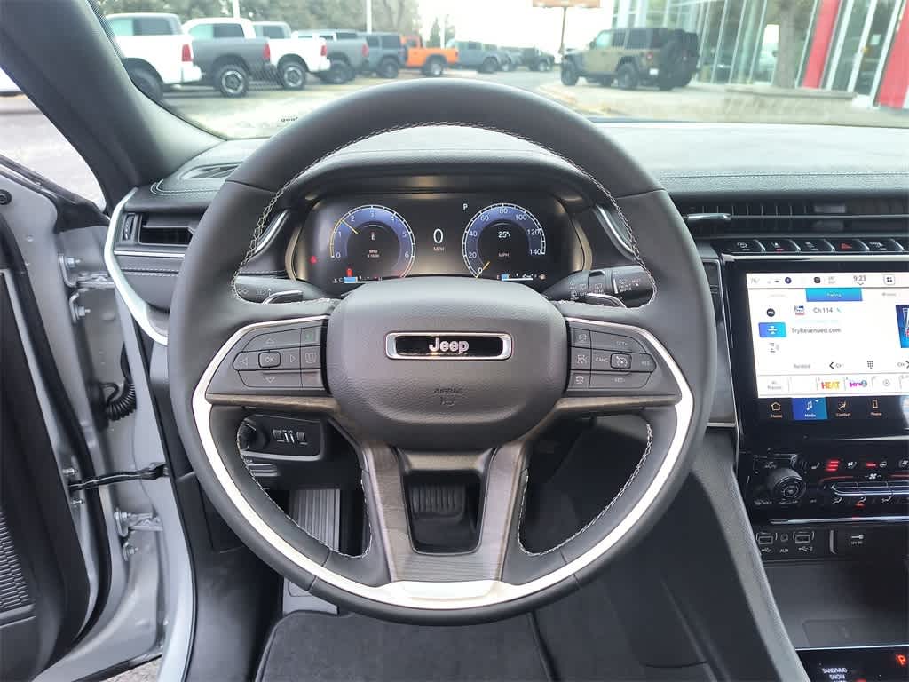 Thumbnail: 2025 Jeep Grand Cherokee - 14