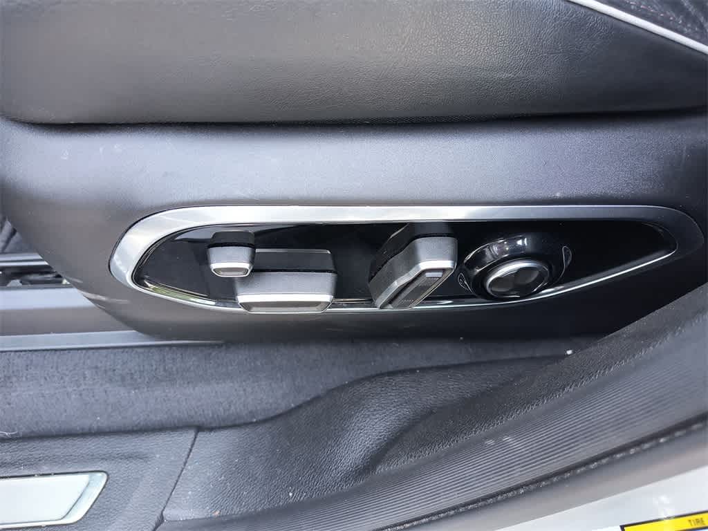 2022 Jeep Grand Cherokee Summit 4xe 12