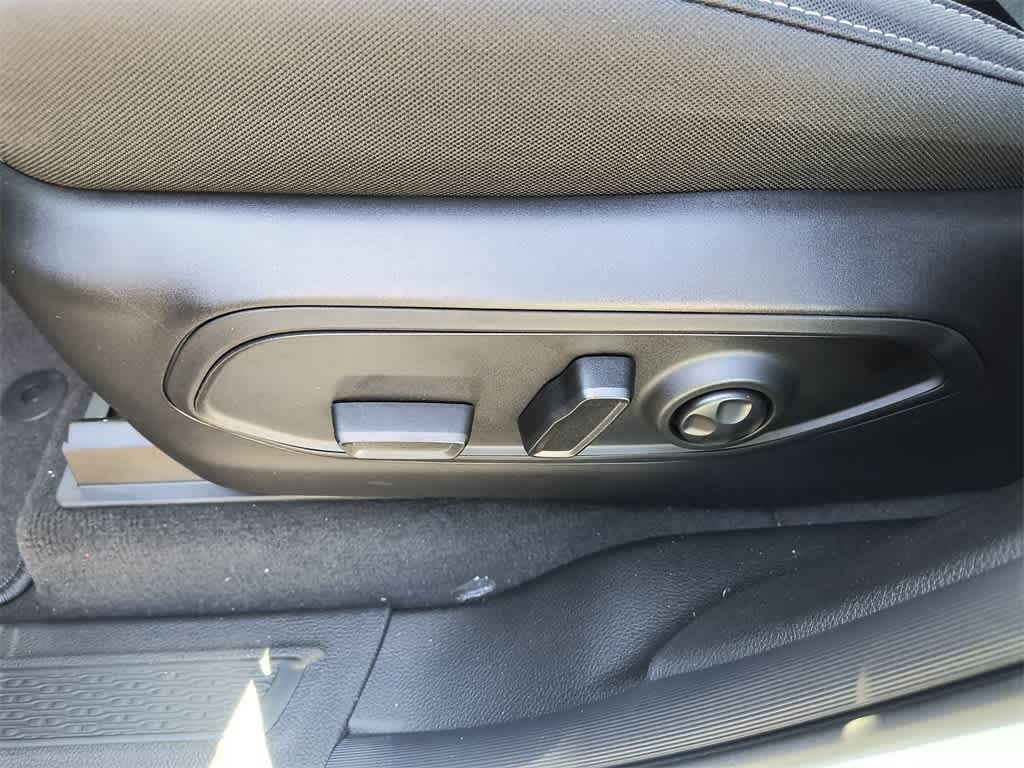 Thumbnail: 2025 Jeep Grand Cherokee - 12