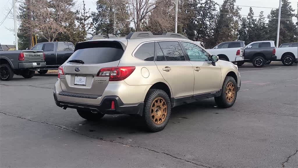 Thumbnail: 2018 Subaru Outback - 8