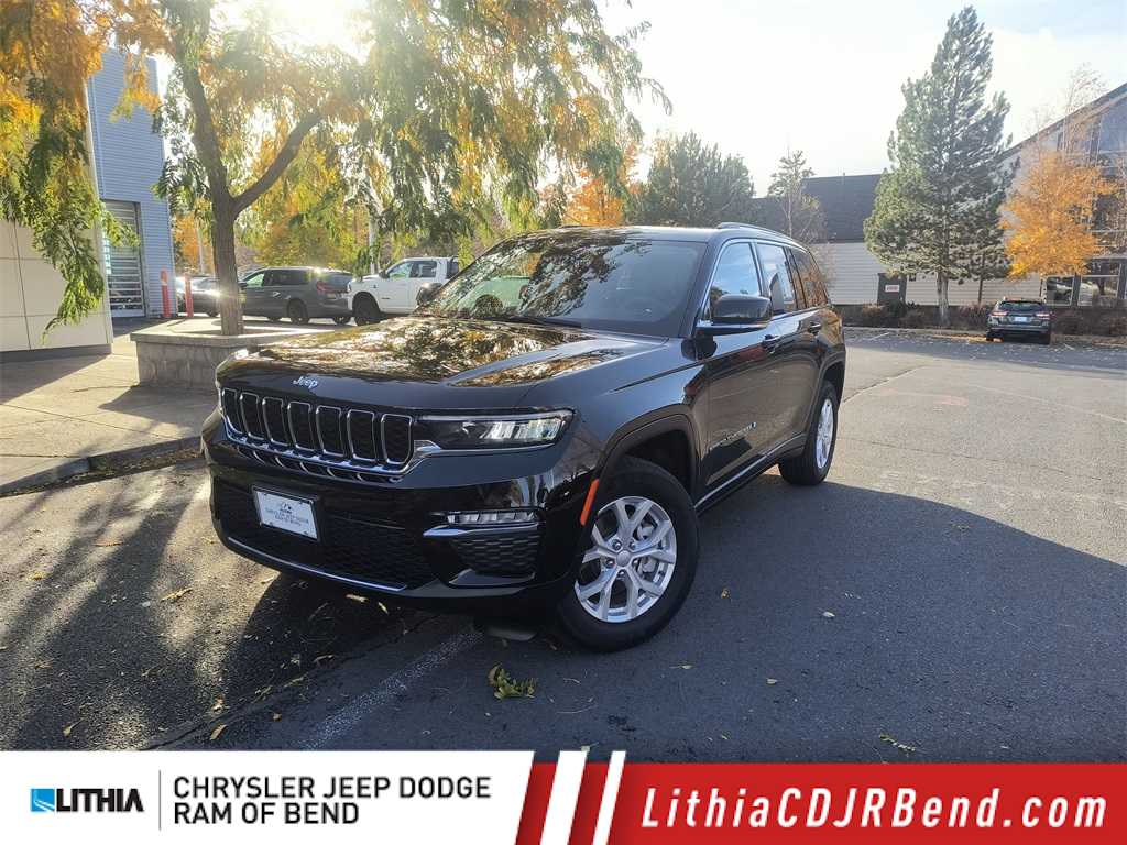 Thumbnail: 2023 Jeep Grand Cherokee - 1