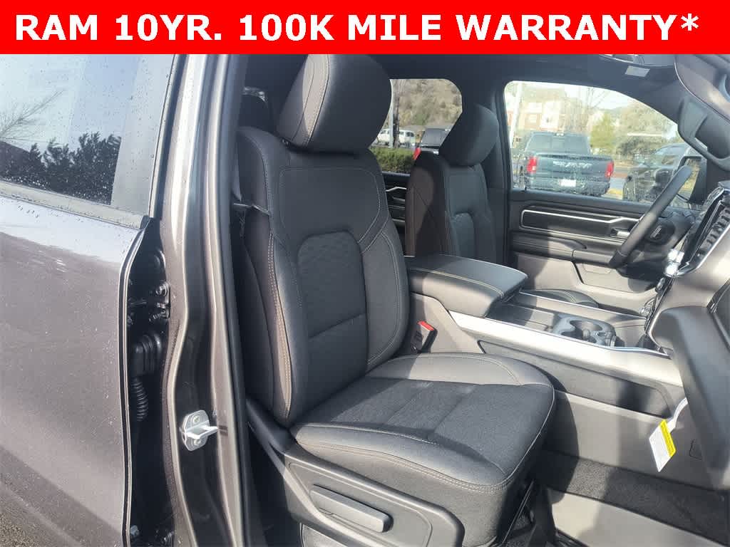 Thumbnail: 2026 RAM 1500 - 25