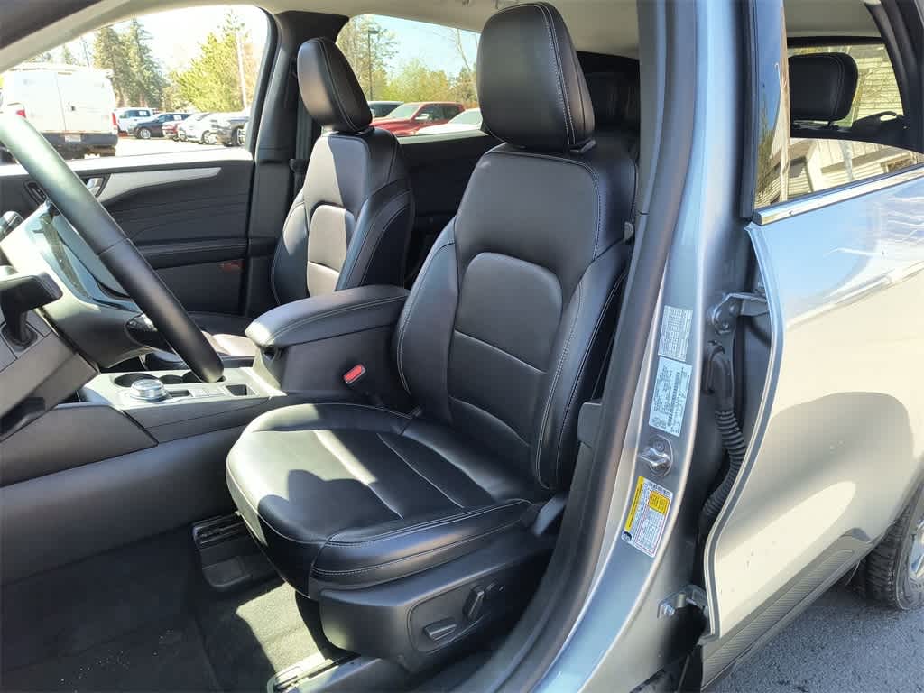 Thumbnail: 2024 Ford Escape - 11