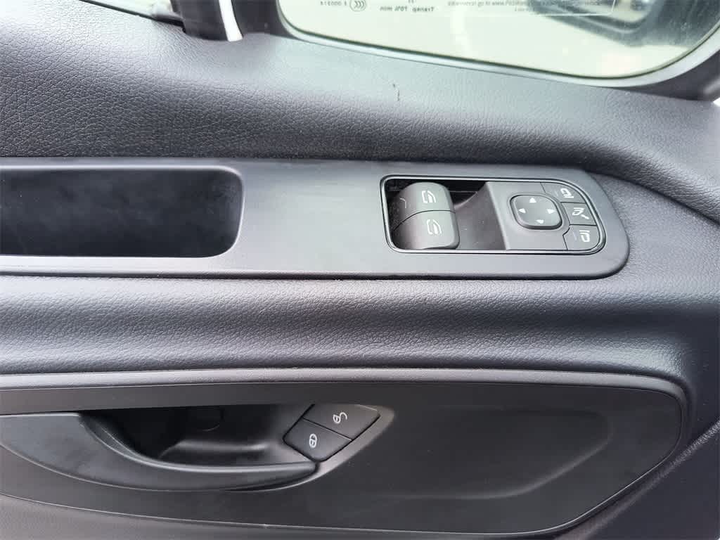 Thumbnail: 2023 Mercedes-Benz Sprinter - 13