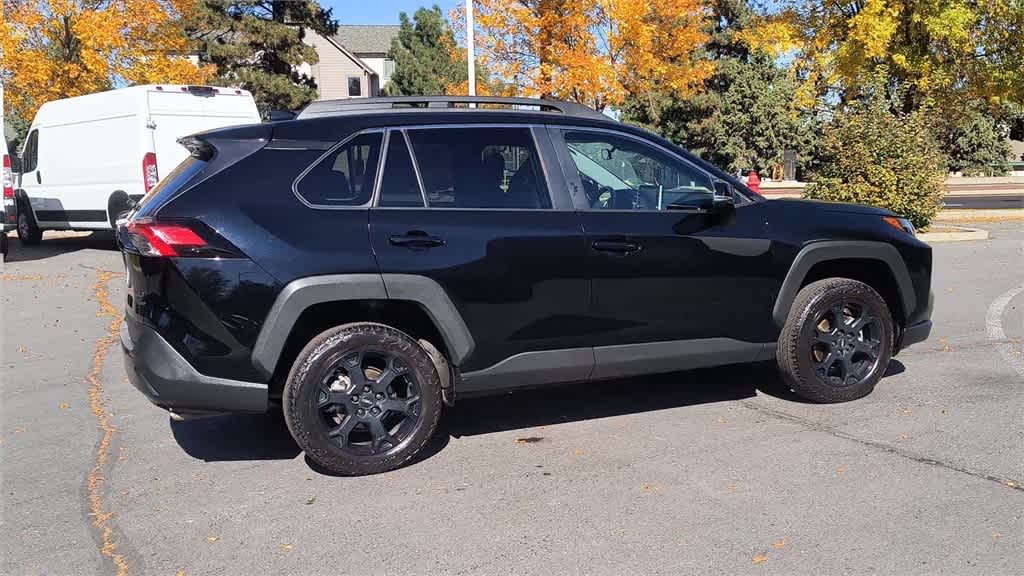 Thumbnail: 2022 Toyota RAV4 - 9