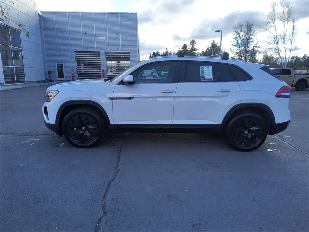 Thumbnail: 2024 Volkswagen Atlas - 3