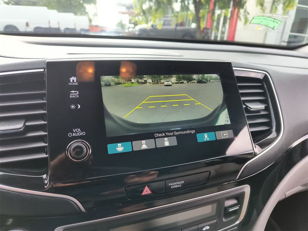 Thumbnail: 2020 Honda Pilot - 17