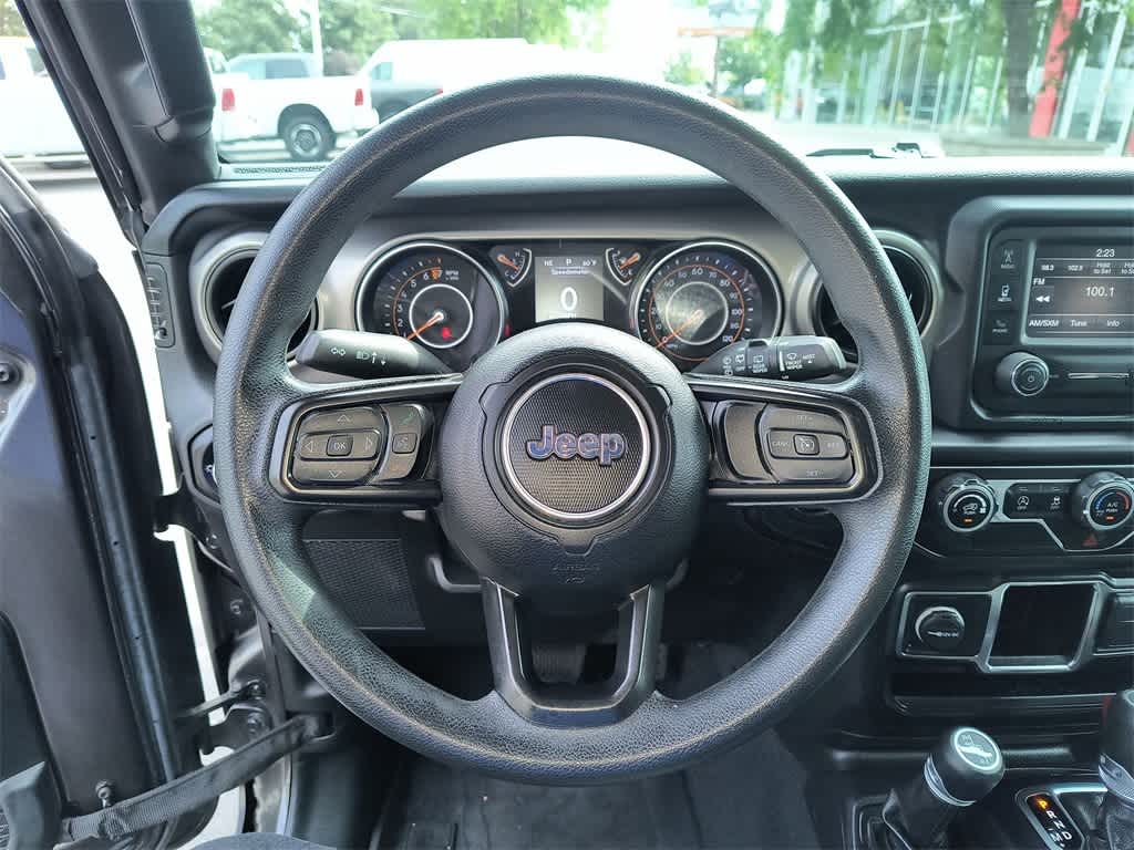 Thumbnail: 2021 Jeep Wrangler - 14