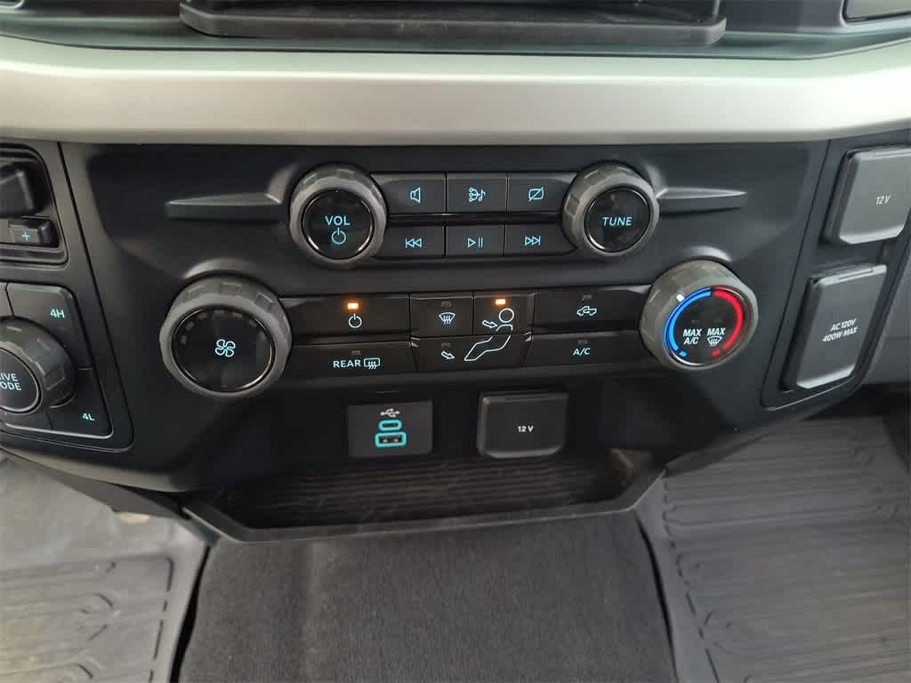 Thumbnail: 2024 Ford Econoline - 18