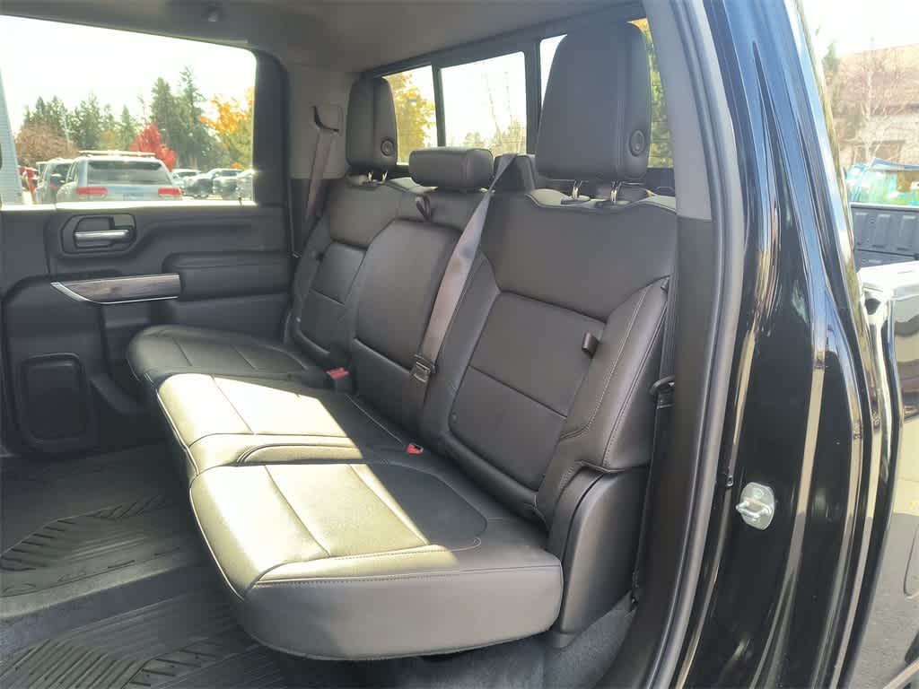 Thumbnail: 2022 Chevrolet Silverado 3500 - 23