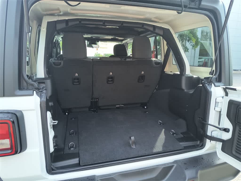 Thumbnail: 2025 Jeep Wrangler - 22