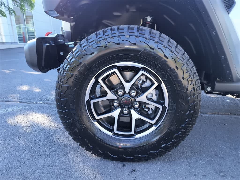 Thumbnail: 2025 Jeep Gladiator - 10