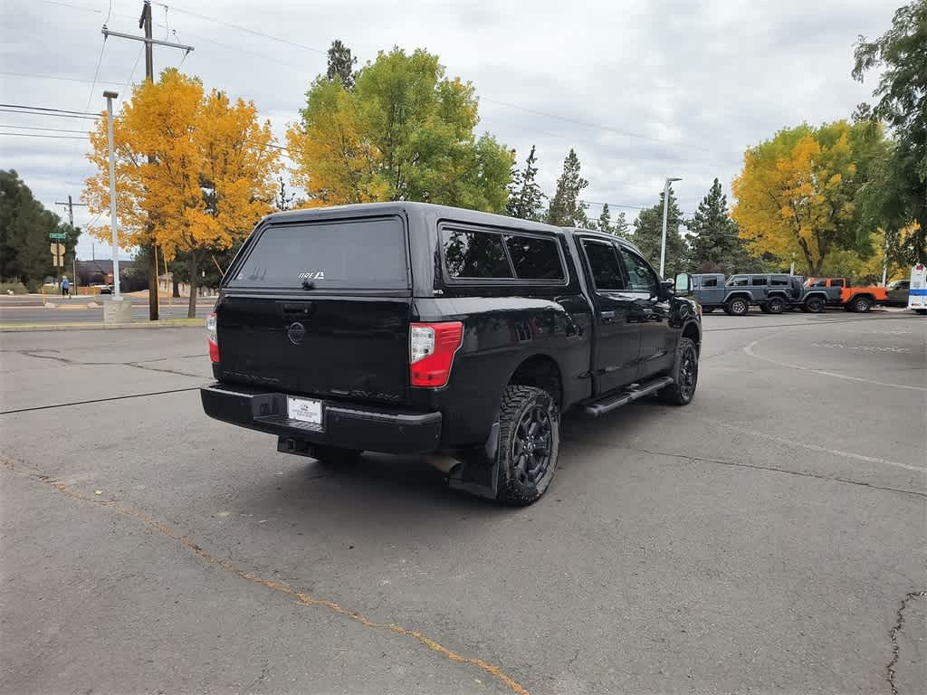 Thumbnail: 2018 Nissan Titan - 6