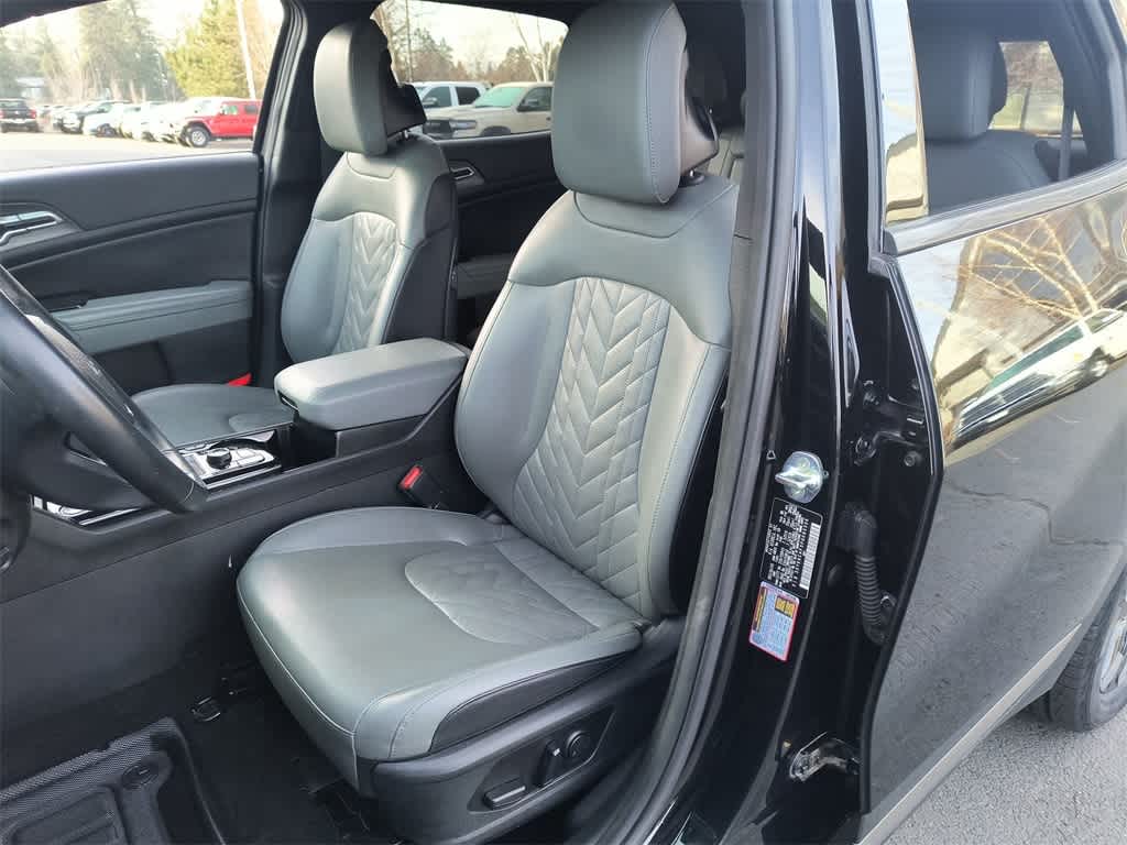 Thumbnail: 2023 Kia Sportage - 11