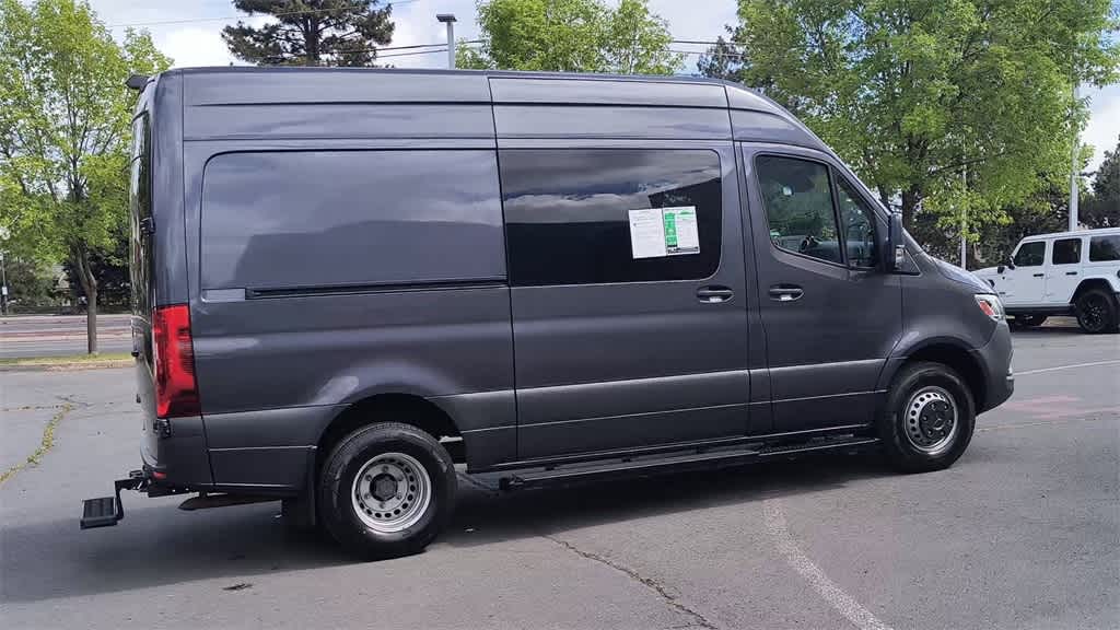 2020 Mercedes-Benz Sprinter  9