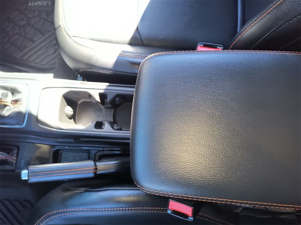 Thumbnail: 2023 Jeep Gladiator - 21