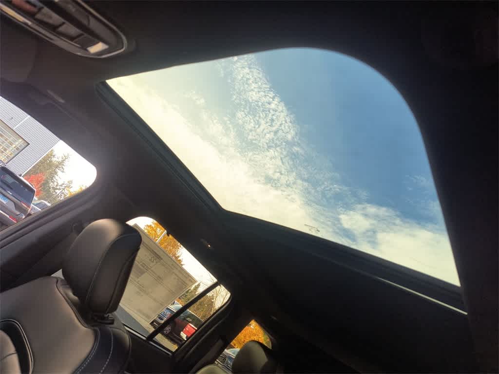 Thumbnail: 2025 Jeep Grand Cherokee - 22