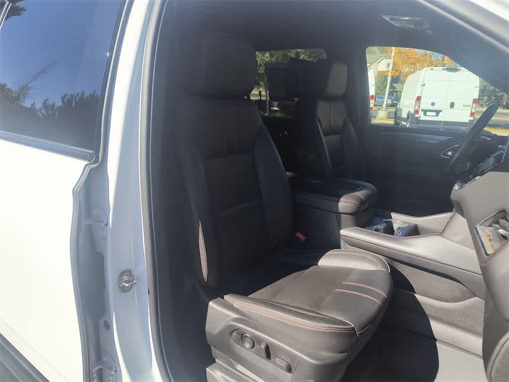 Thumbnail: 2021 Chevrolet Suburban - 24