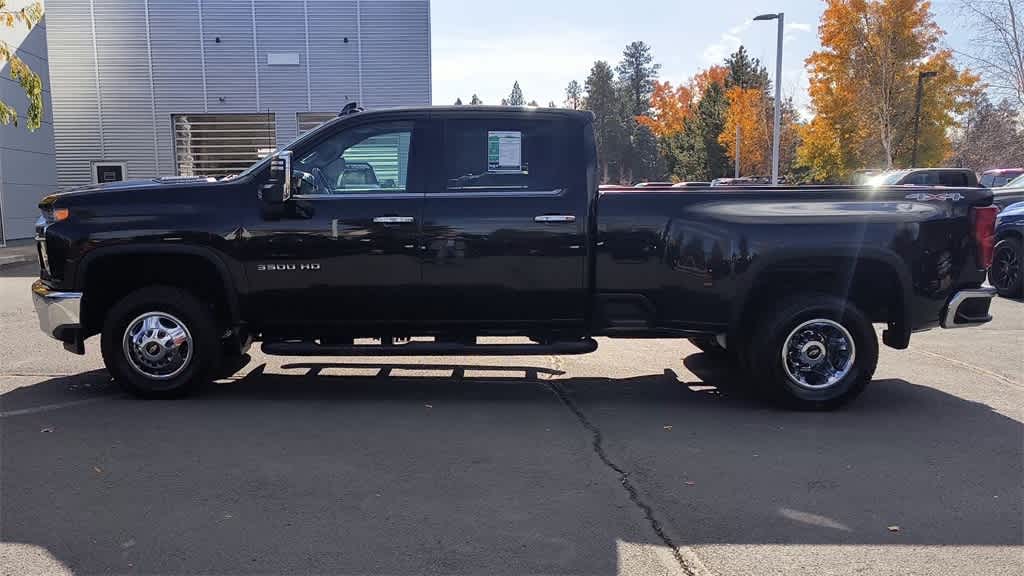 Thumbnail: 2022 Chevrolet Silverado 3500 - 5