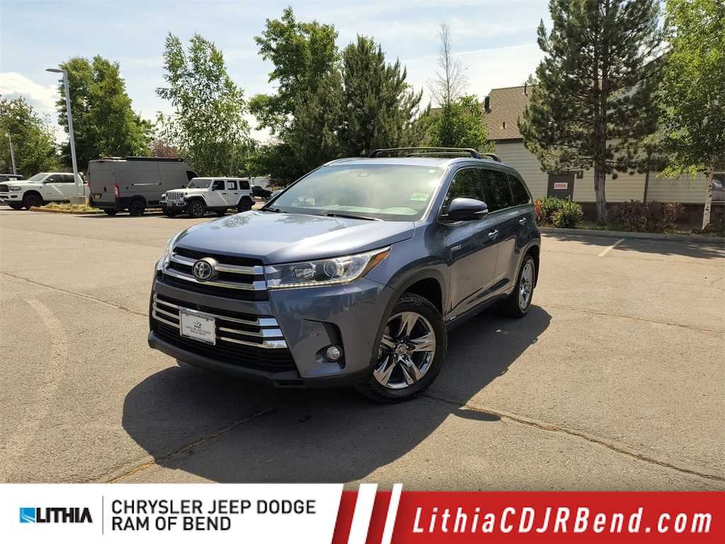 Thumbnail: 2017 Toyota Highlander - 1