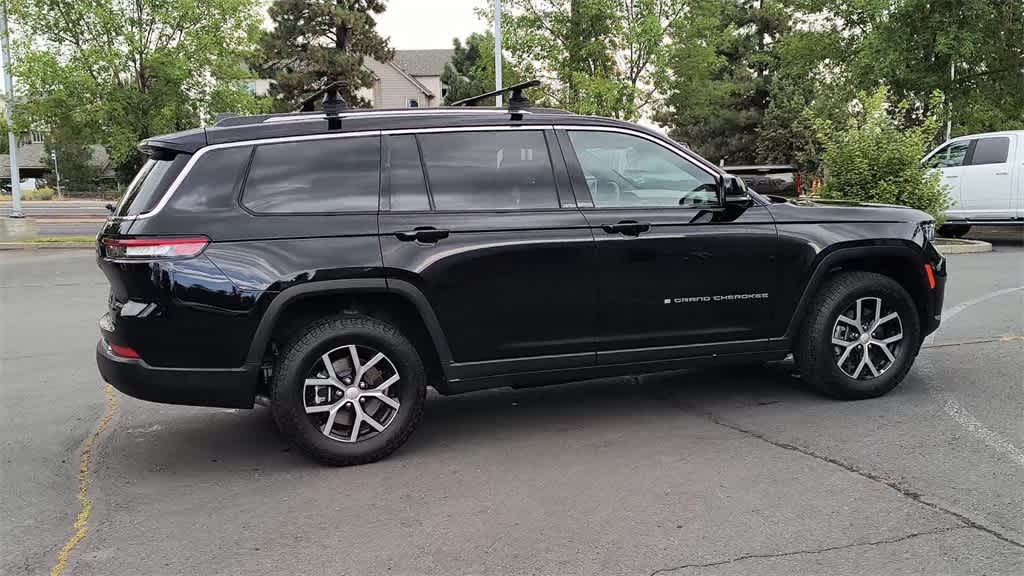 Thumbnail: 2024 Jeep Grand Cherokee L - 9