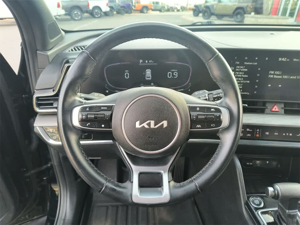 Thumbnail: 2023 Kia Sportage - 14