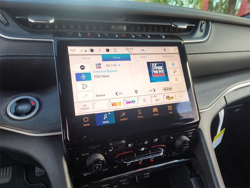 Thumbnail: 2025 Jeep Grand Cherokee - 16