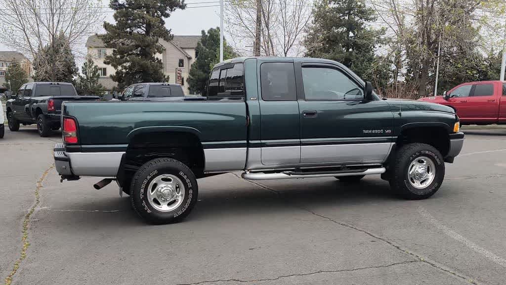 Thumbnail: 2002 Dodge Ram 2500 - 9