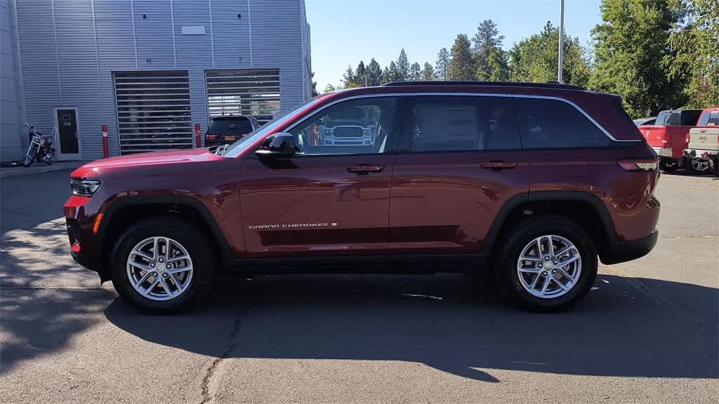 Thumbnail: 2025 Jeep Grand Cherokee - 5