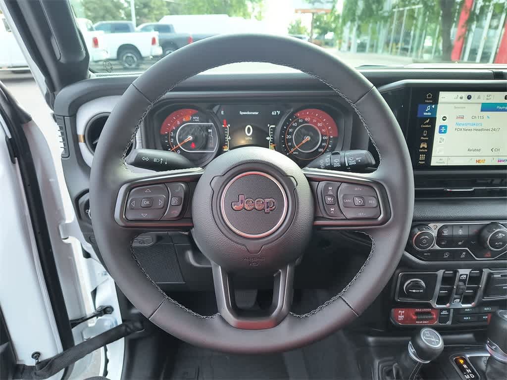 Thumbnail: 2025 Jeep Wrangler - 14