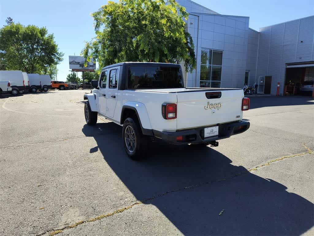 Thumbnail: 2023 Jeep Gladiator - 4