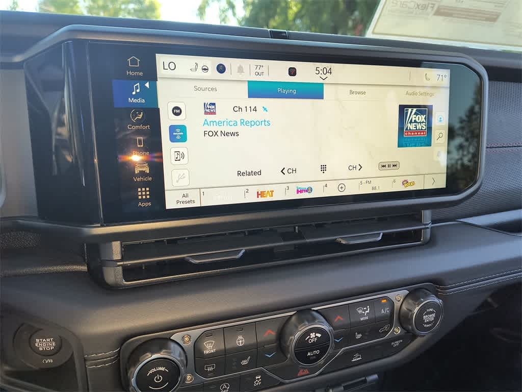 Thumbnail: 2025 Jeep Gladiator - 16