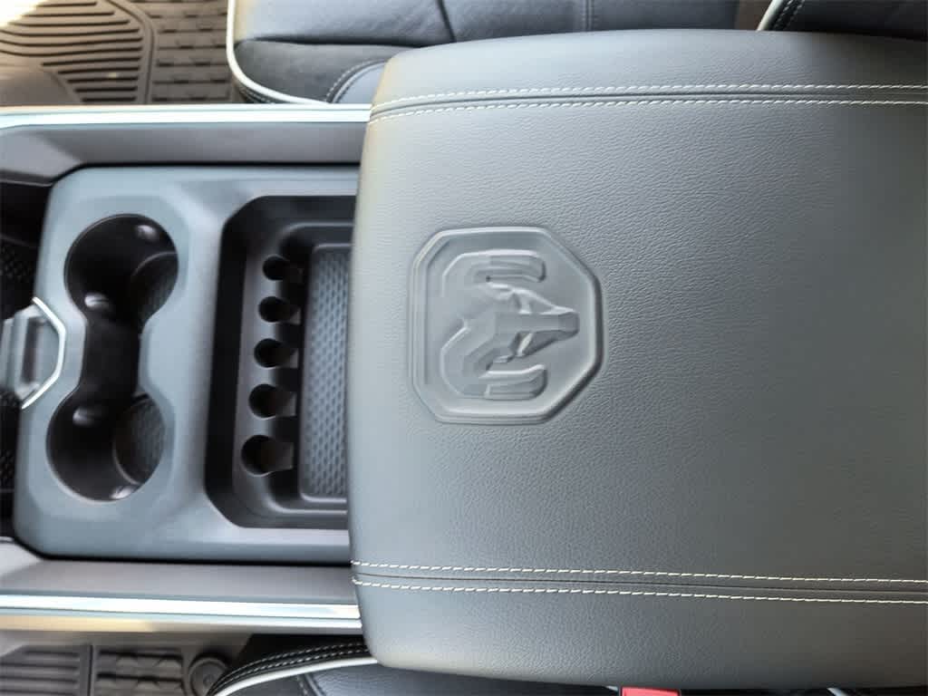 2025 RAM 3500 Laramie 21