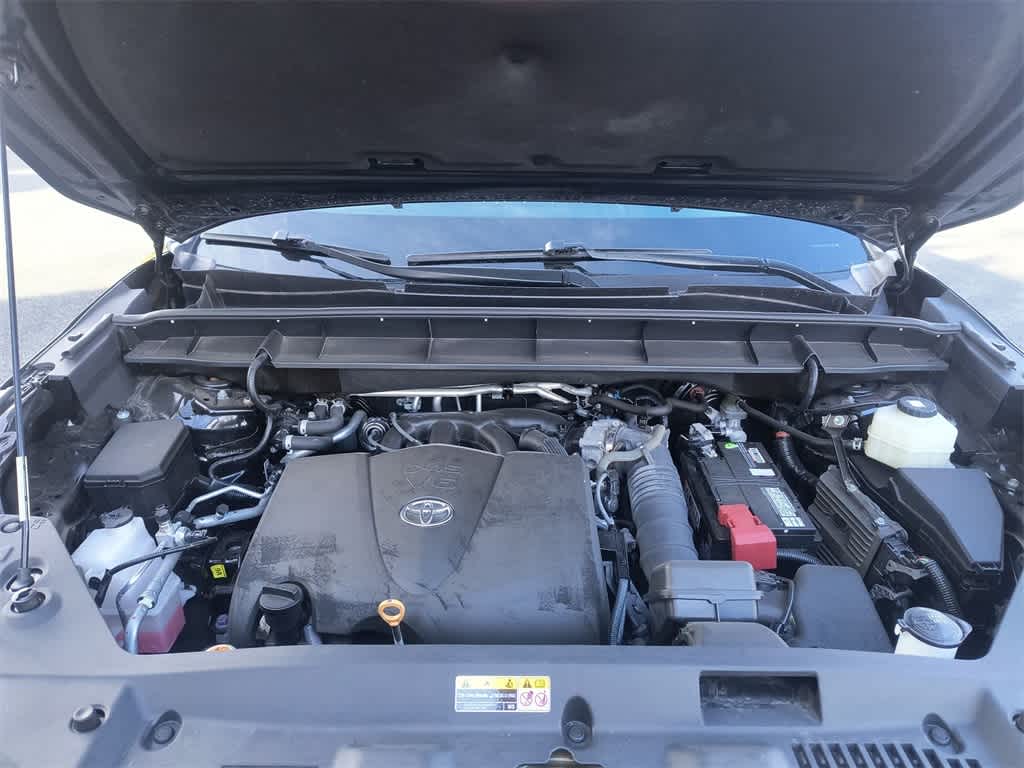 Thumbnail: 2020 Toyota Highlander - 27