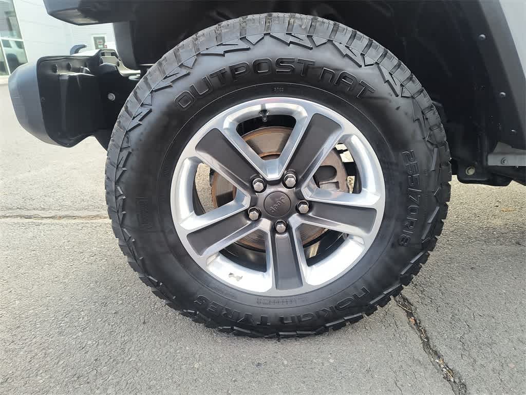 Thumbnail: 2023 Jeep Wrangler - 10