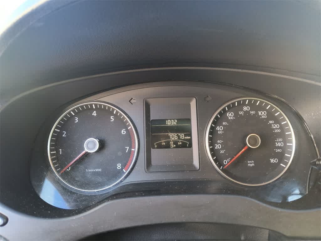 Thumbnail: 2014 Volkswagen Jetta - 8