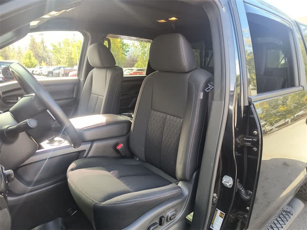 Thumbnail: 2018 Nissan Titan - 11